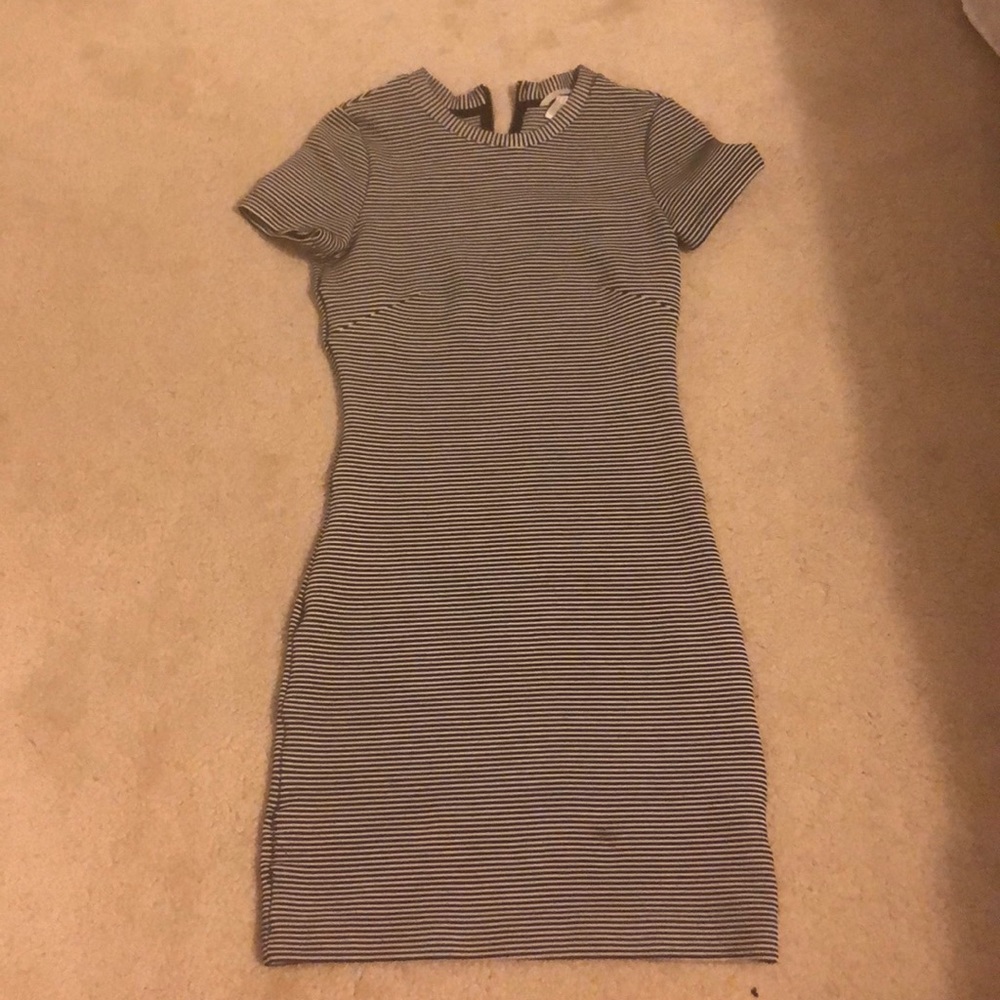 H&M Short Sleeve Striped Bodycon Dress